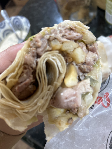 Photo of Osmow's Shawarma - 5934 Victoria Ave, Niagara Falls, ON L2G 3L7